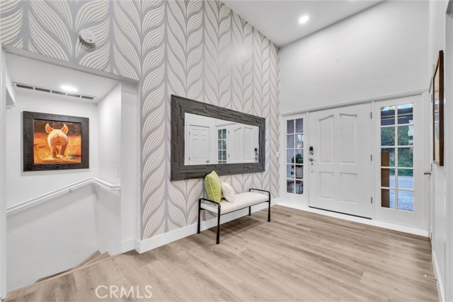 Image 3 of 49 For 2120 Fairview