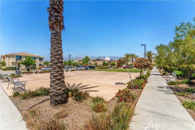 Detail Gallery Image 45 of 59 For 7155 Citrus Ave #315,  Fontana,  CA 92336 - 3 Beds | 2/1 Baths
