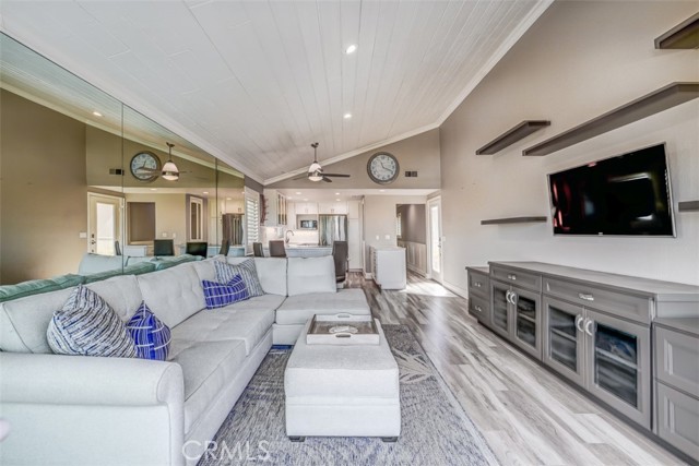 Detail Gallery Image 12 of 34 For 105 Avenida Del Reposo #C,  San Clemente,  CA 92672 - 2 Beds | 1 Baths