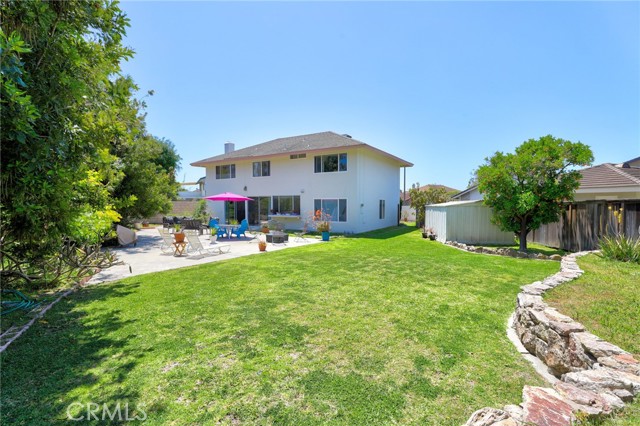 Detail Gallery Image 43 of 44 For 6961 via Angelina Dr, Huntington Beach,  CA 92647 - 5 Beds | 3 Baths