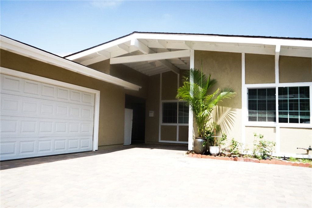 12647 Terra Bella Street
