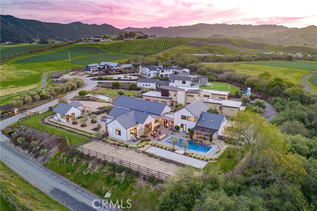 Detail Gallery Image 3 of 75 For 280 Jespersen Ln, San Luis Obispo,  CA 93401 - 5 Beds | 7/1 Baths