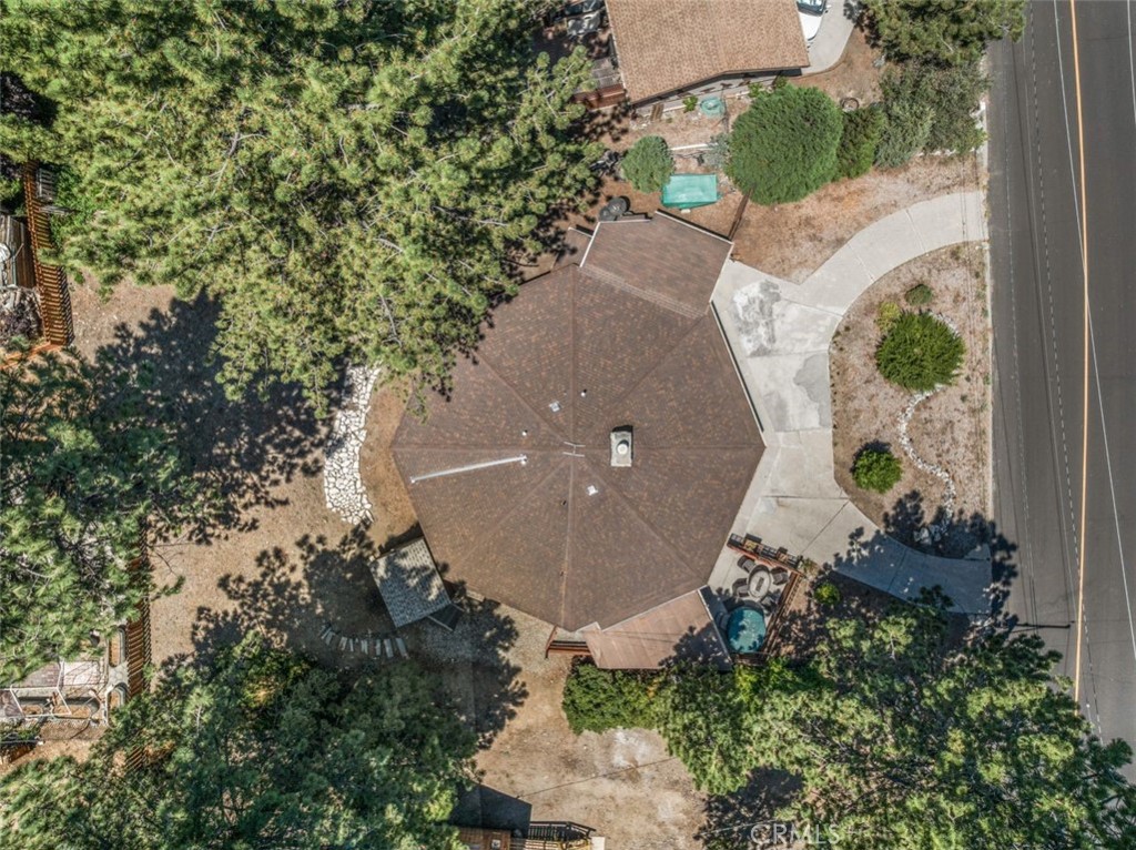 https://media.crmls.org/medias/58334aba-1a4a-4674-9fc7-264222fd2779.jpg?preset=X-Large