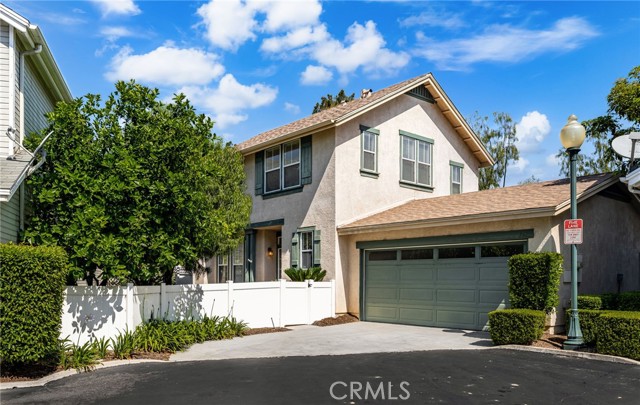 Detail Gallery Image 1 of 42 For 167 Iris Ln, Brea,  CA 92821 - 3 Beds | 2/1 Baths