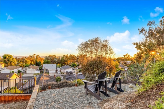 22701 Via Tercero, Mission Viejo CA: https://media.crmls.org/medias/58336d6e-b87b-4e1a-a665-82dee4559b2e.jpg