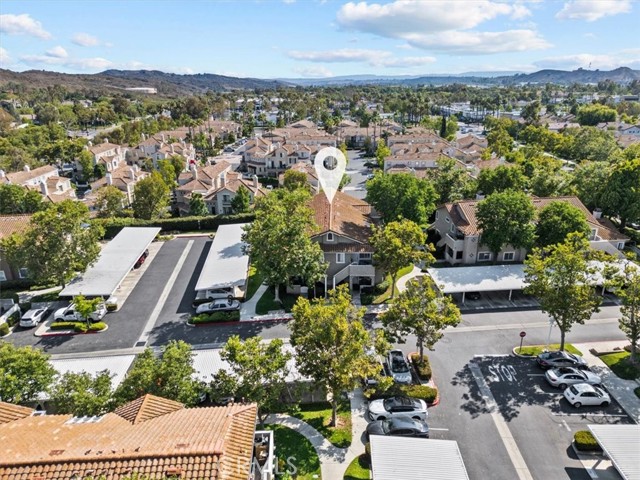 28 Via Terrano, Rancho Santa Margarita CA: https://media.crmls.org/medias/58337f67-ff34-4da6-b5be-cb72a8e0733a.jpg
