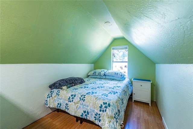 23120 Sycamore Lane, Crestline CA: https://media.crmls.org/medias/5833ccec-3e14-4b46-ba4a-09021b0cba8f.jpg