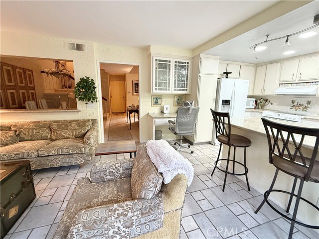 Detail Gallery Image 11 of 38 For 2309 Calle Balandra, San Clemente,  CA 92673 - 3 Beds | 2/1 Baths