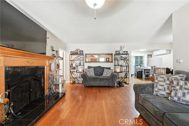 14512 Behrens Avenue, Norwalk CA: https://media.crmls.org/medias/58349438-4230-4151-9e47-f882a290af21.jpg