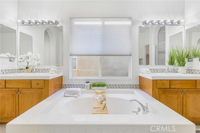 Detail Gallery Image 21 of 39 For 33422 Scarborough, Temecula,  CA 92592 - 5 Beds | 3/1 Baths