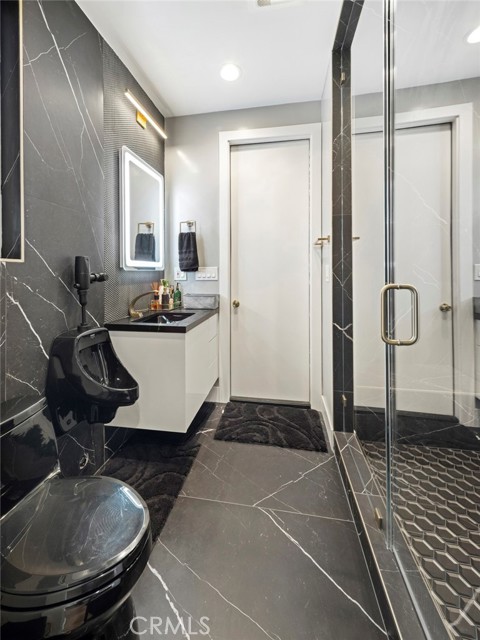 Detail Gallery Image 44 of 49 For 3111 Gardenia, Yorba Linda,  CA 92886 - 6 Beds | 7/1 Baths