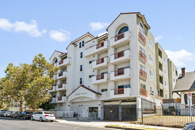 feature listing property photo