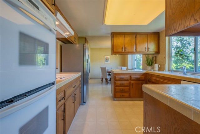 655 Fountain Springs Lane, Glendora CA: https://media.crmls.org/medias/58361d69-207d-49f3-8fbc-6affa629c941.jpg