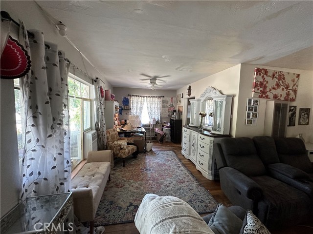 159 S Shasta S Street, Willows CA: https://media.crmls.org/medias/58366872-f33b-4ceb-8345-e5afff3c0e1d.jpg