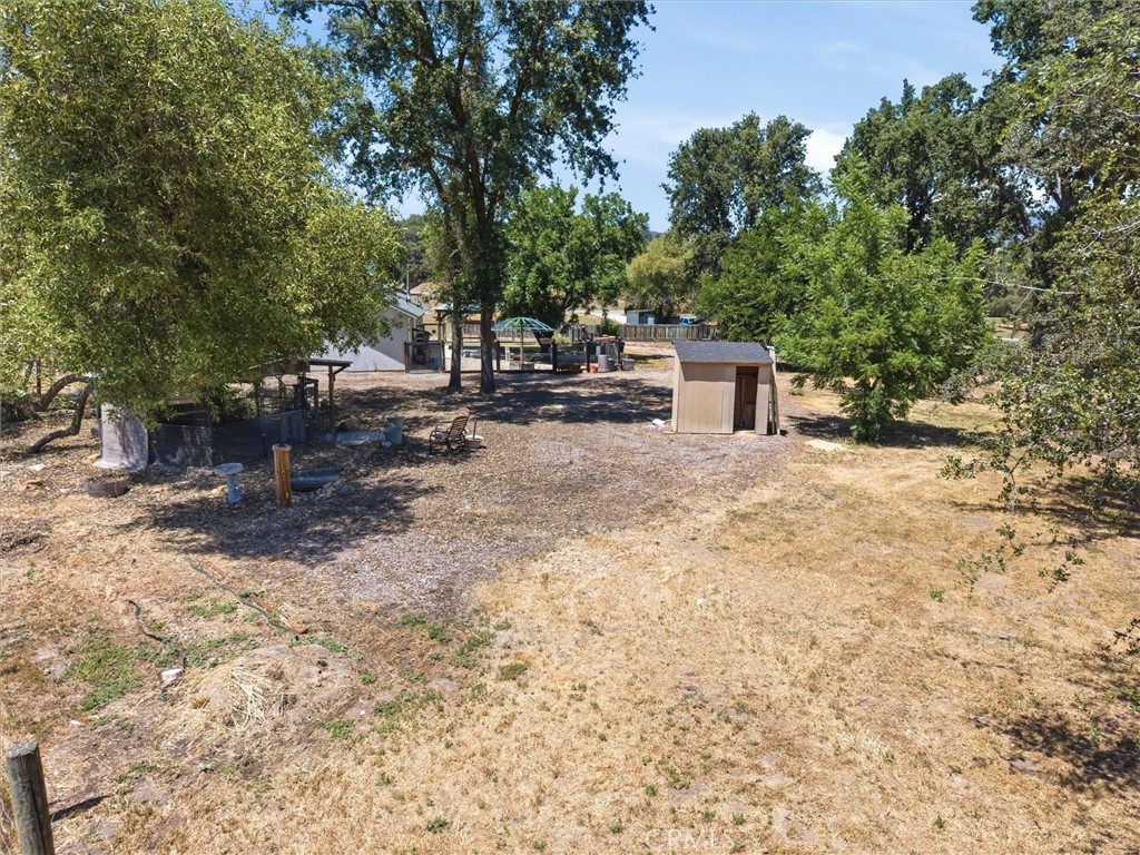 https://media.crmls.org/medias/5837d12d-19f7-49cd-9568-7e17f50f103d.jpg?preset=X-Large