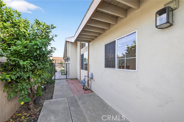 Detail Gallery Image 41 of 45 For 5267 Meadow Wood, Lakewood,  CA 90712 - 3 Beds | 2 Baths