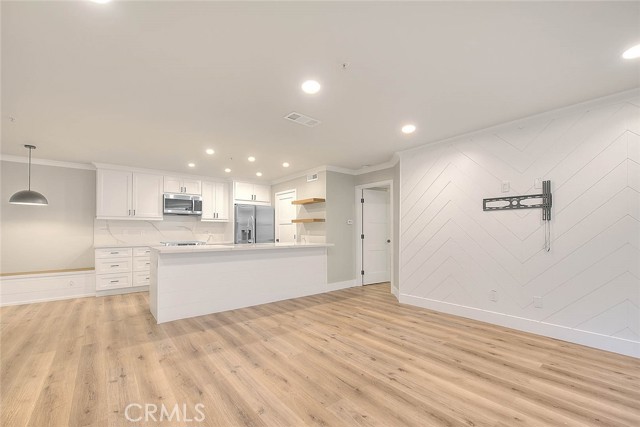 Detail Gallery Image 6 of 57 For 2040 Las Colinas Cir #104,  Corona,  CA 92879 - 2 Beds | 2 Baths