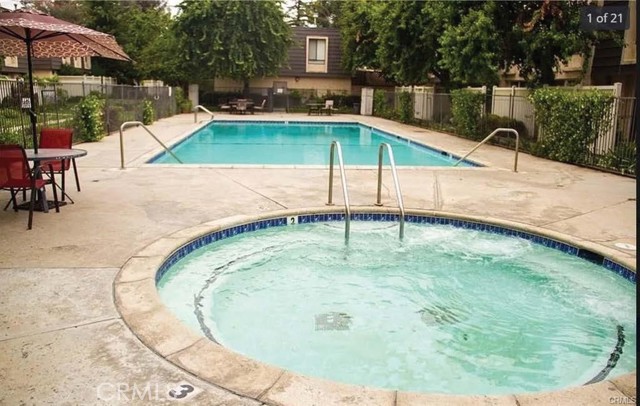 Detail Gallery Image 2 of 4 For 15039 Chatsworth St, Chatsworth,  CA 91345 - 2 Beds | 2 Baths