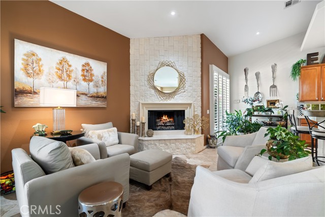 Detail Gallery Image 12 of 67 For 44316 Silver Canyon Lane, Palm Desert,  CA 92260 - 3 Beds | 2/1 Baths