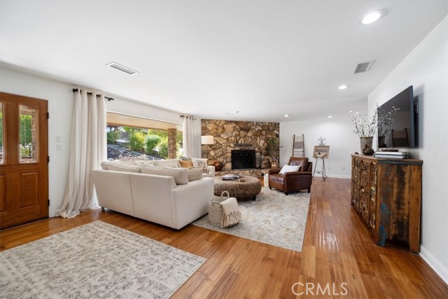 Detail Gallery Image 11 of 56 For 1040 Par Ave, Paso Robles,  CA 93446 - 3 Beds | 2/1 Baths