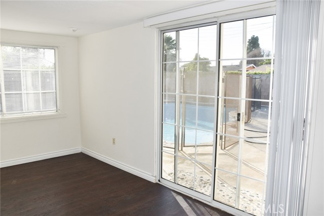 Detail Gallery Image 23 of 43 For 16131 Nassau Ln, Huntington Beach,  CA 92649 - 3 Beds | 3 Baths