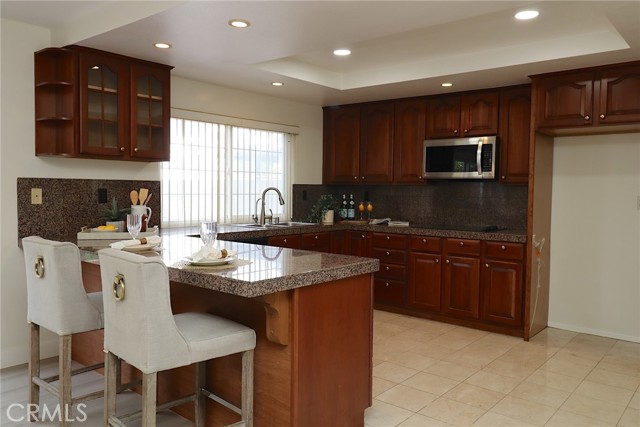 12525 Semora Street, Cerritos CA: https://media.crmls.org/medias/5839f21c-de7d-40fa-9d83-b3c0c9977693.jpg