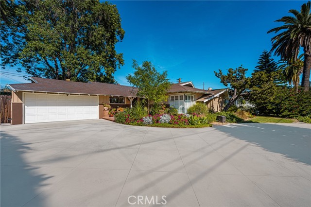 Detail Gallery Image 2 of 46 For 1431 La Colina Dr, Tustin,  CA 92780 - 3 Beds | 2 Baths