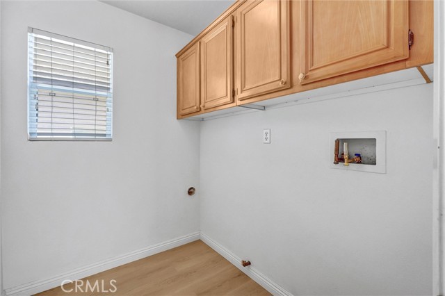 Detail Gallery Image 23 of 32 For 27231 Marisa Dr, Canyon Country,  CA 91387 - 4 Beds | 3 Baths
