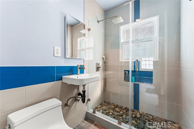 110 East Morningside photo 10