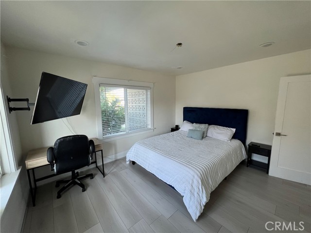 Detail Gallery Image 14 of 18 For 8702 Stewart and Gray Rd, Downey,  CA 90241 - 3 Beds | 2 Baths