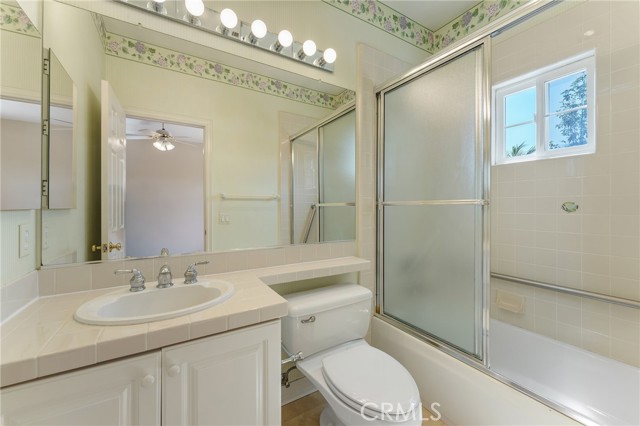 2528 N San Miguel Drive, Orange CA: https://media.crmls.org/medias/583b4a68-2261-479d-a953-9f1c222850a0.jpg