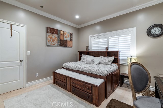 Image 9 of 30 For 12102 La Cienega Boulevard