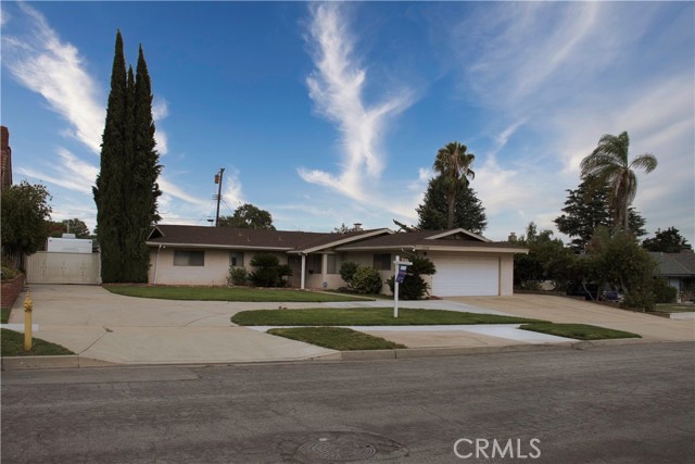 1338 N Ukiah Way, Upland, CA 91786