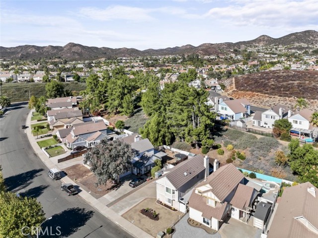 Detail Gallery Image 8 of 32 For 23856 Falconer Dr, Murrieta,  CA 92562 - 4 Beds | 2/1 Baths