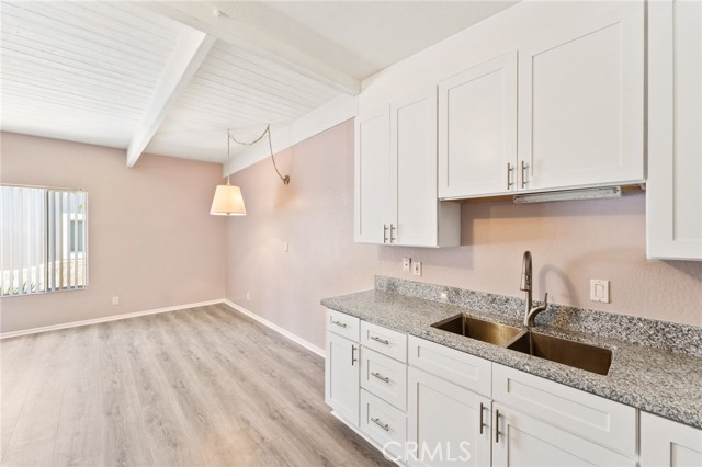 Detail Gallery Image 5 of 15 For 102 Avenida Pelayo a,  San Clemente,  CA 92672 - 1 Beds | 1 Baths