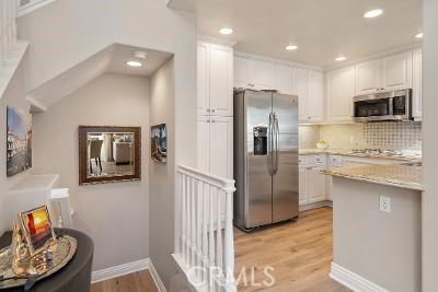 17 Auvergne, Newport Coast CA: https://media.crmls.org/medias/583cff44-3a04-4043-b0ef-28a9787887a0.jpg