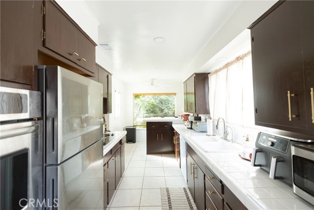 715 E McFadden, Santa Ana CA: https://media.crmls.org/medias/583d3061-3e0f-4f6a-b69b-aba97c865090.jpg