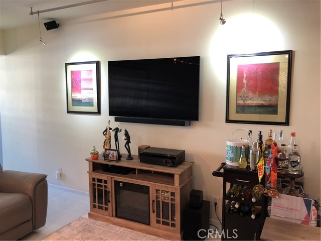 277 E Alejo Rd #204, Palm Springs, CA 92262