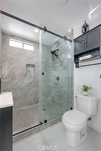 Detail Gallery Image 30 of 51 For 1381 W Summerland, San Pedro,  CA 90732 - 4 Beds | 3 Baths