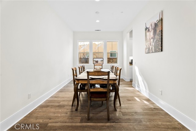 Detail Gallery Image 10 of 39 For 27606 Skylark Ln, Saugus,  CA 91350 - 5 Beds | 5/1 Baths