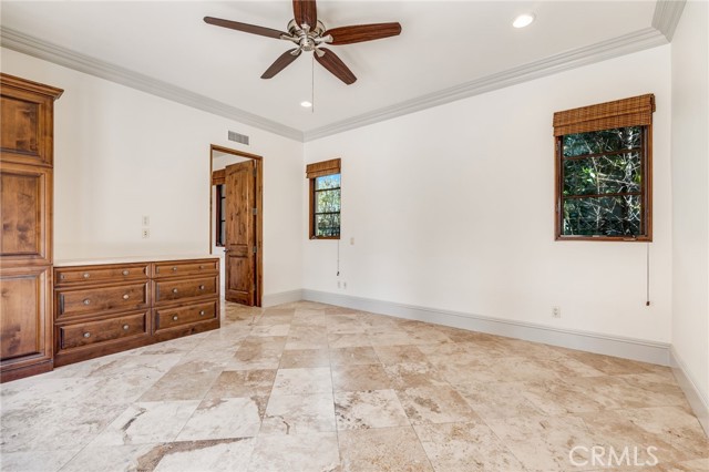 Detail Gallery Image 44 of 57 For 14173 Rancho Tierra Trl, San Diego,  CA 92130 - 5 Beds | 5/1 Baths