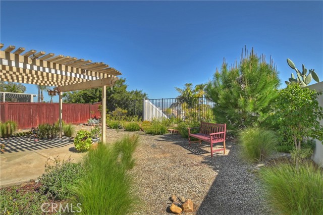 Detail Gallery Image 37 of 45 For 861 Poppyseed Ln, Corona,  CA 92881 - 3 Beds | 2/1 Baths