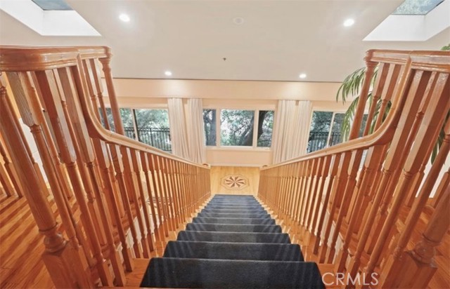 Detail Gallery Image 5 of 24 For 3300 Beaudry, Glendale,  CA 91208 - 4 Beds | 4 Baths