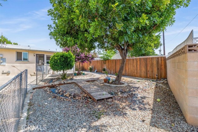 4026 Daines Drive, Arcadia CA: https://media.crmls.org/medias/5840e6a0-4d66-4d09-b09d-def67d839e62.jpg