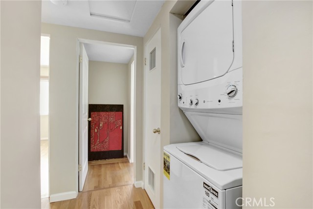 Detail Gallery Image 19 of 44 For 927 Alta Loma Dr, Corona,  CA 92882 - 4 Beds | 2 Baths