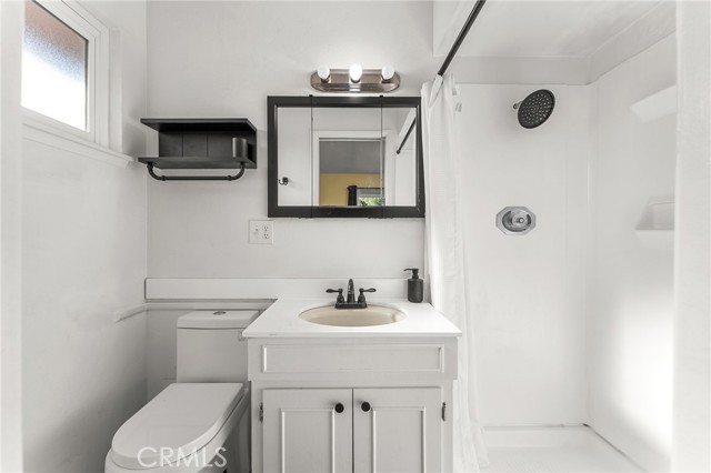 Detail Gallery Image 17 of 40 For 5693 Dumbarton Ave, San Bernardino,  CA 92404 - 3 Beds | 2 Baths