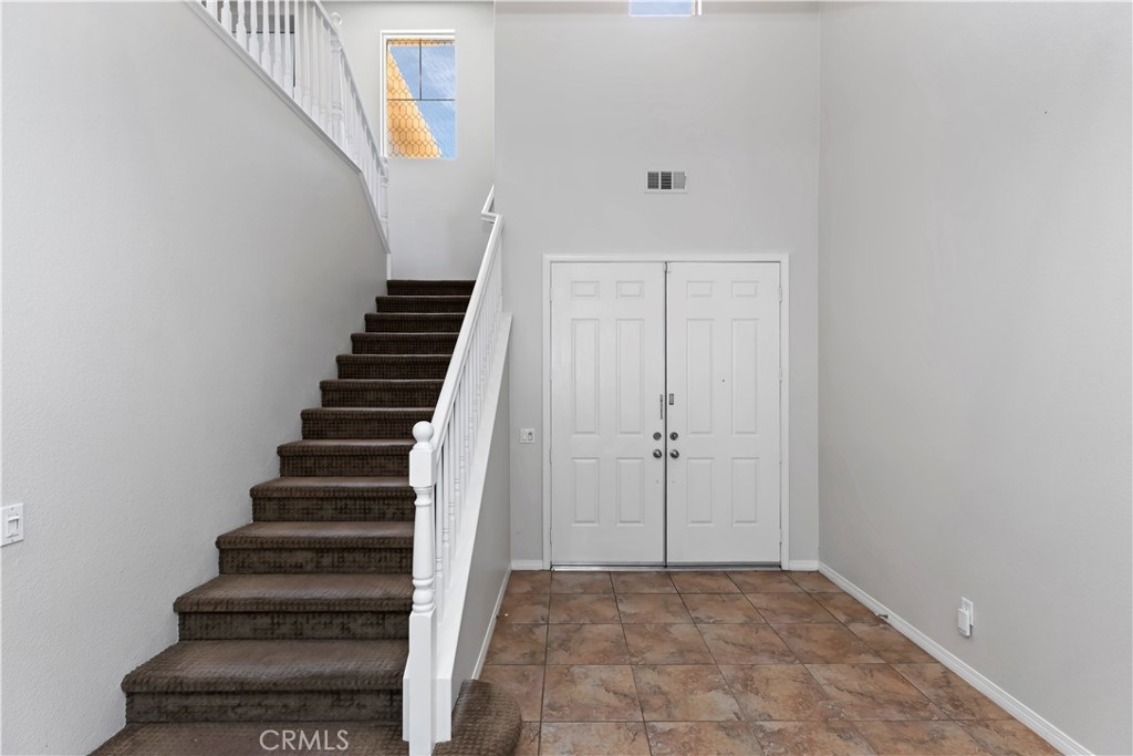 MLS #OC25133999 img 9