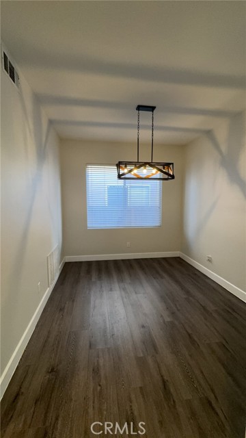 Detail Gallery Image 11 of 33 For 1356 Longwood Pines Ln, Corona,  CA 92881 - 3 Beds | 2/1 Baths