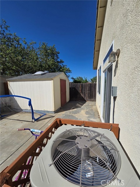 Detail Gallery Image 15 of 15 For 435 Petunia Ct, Merced,  CA 95341 - 3 Beds | 2 Baths