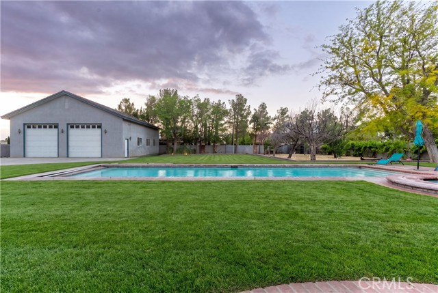 Detail Gallery Image 11 of 64 For 4255 Conestoga Dr, Lancaster,  CA 93536 - 4 Beds | 3 Baths